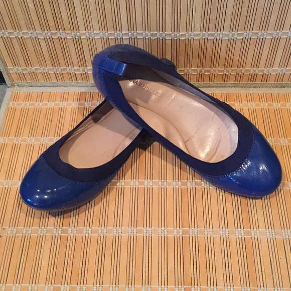 Banana Republic Shoes - Banana Republic flats